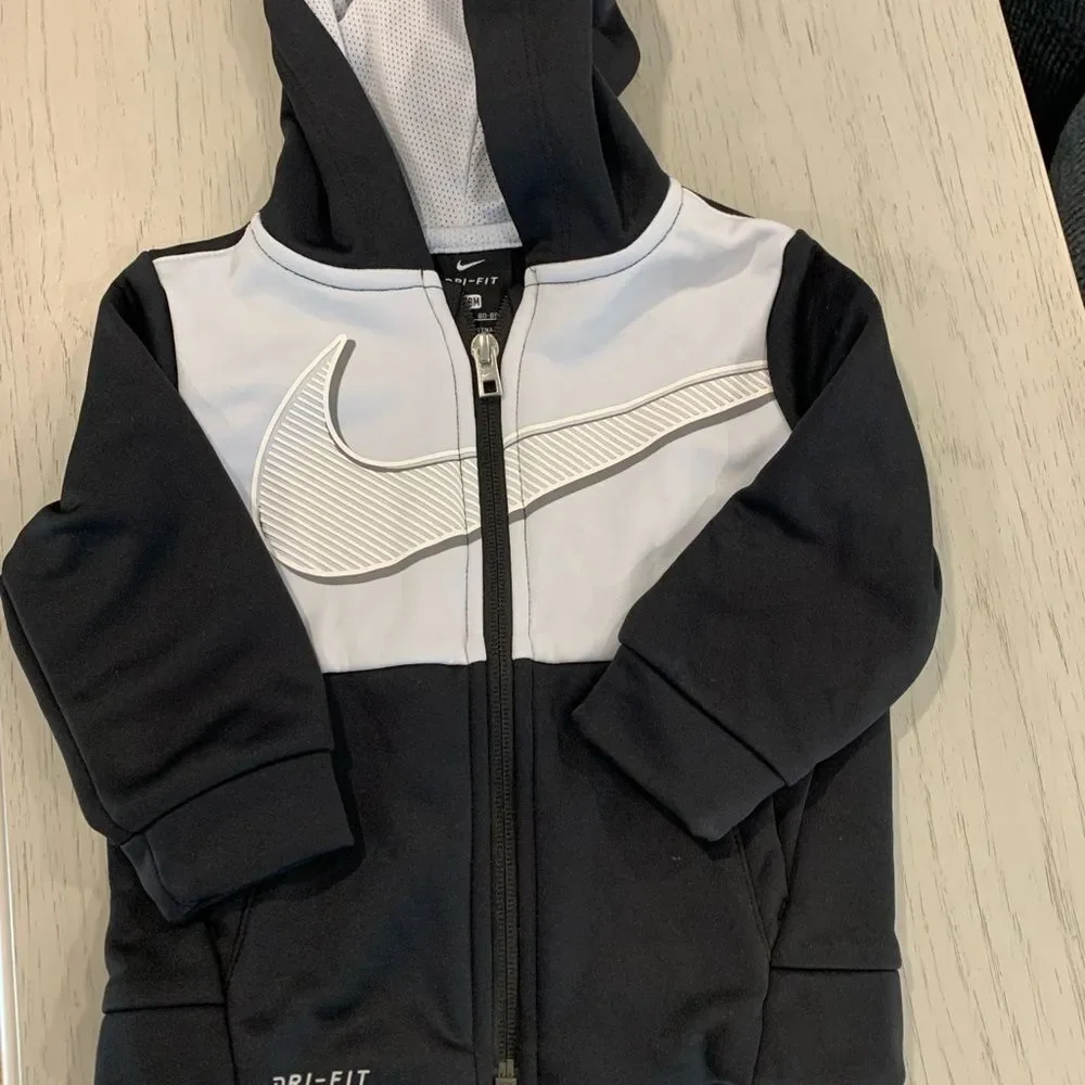 Nike Kids Black and White Dri-FIT Hoodie Set
